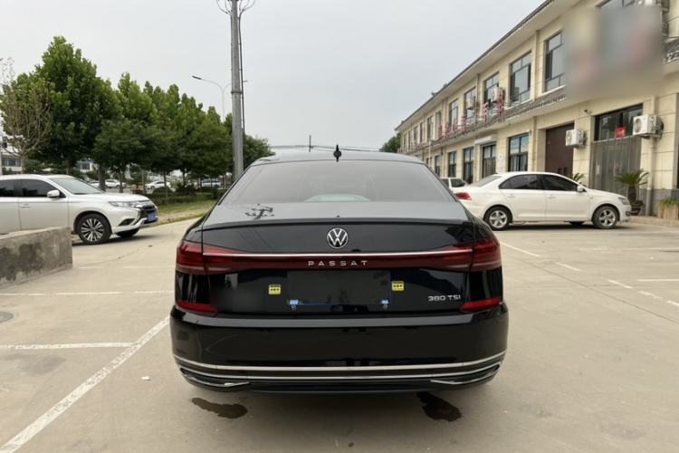 Used Volkswagen Passat 2024 380TSI Dragon Edition Exterior 4