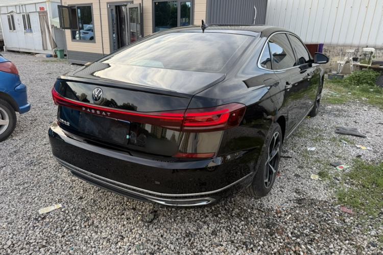 Used Volkswagen Passat 2024 380TSI Starry Dragon Edition Exterior 5