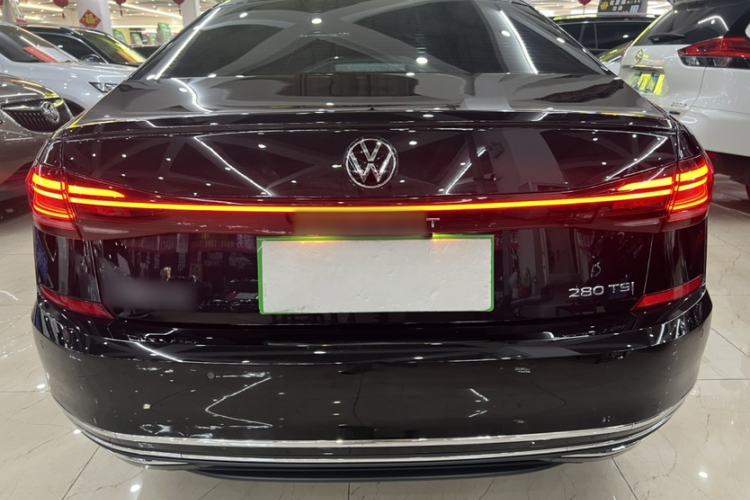 Used Volkswagen Passat 2024 280TSI Business Edition Exterior 5