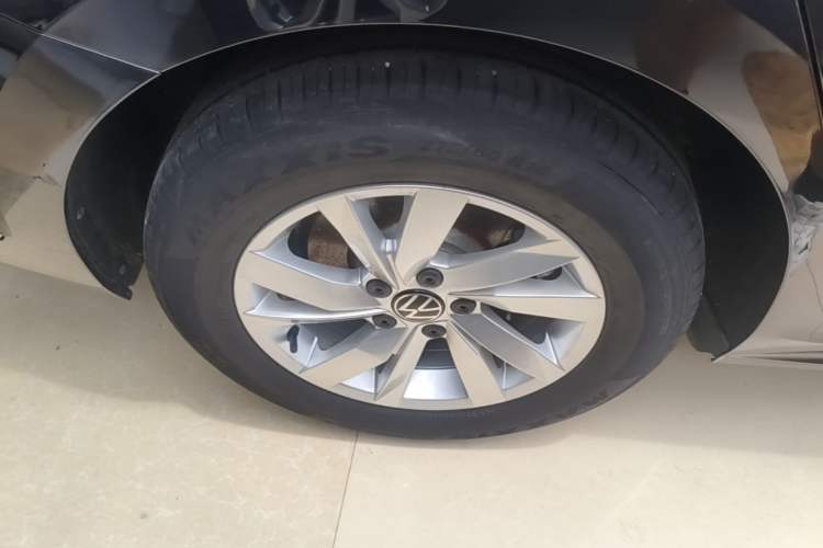 Used Volkswagen Passat 2024 280TSI Business Edition Exterior 5