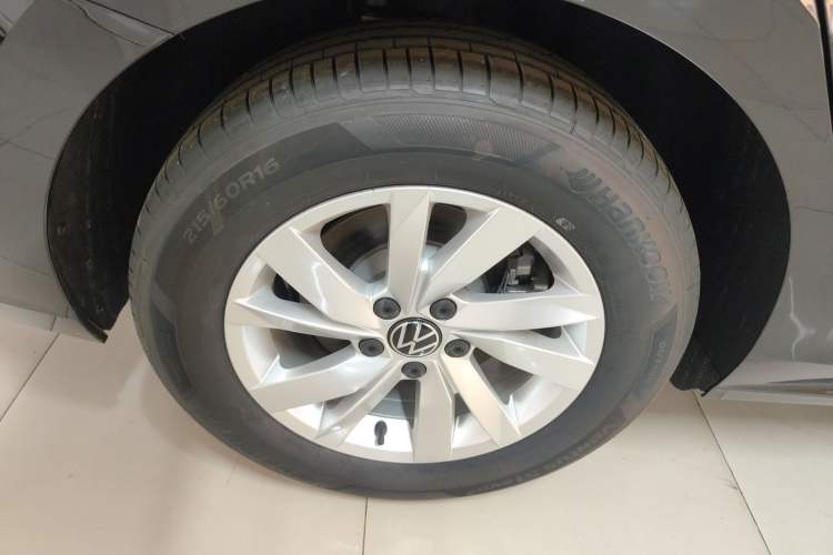 Used Volkswagen Passat 2024 280TSI Business Edition Exterior 5