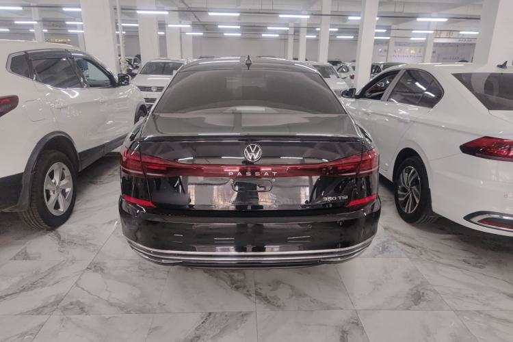 Used Volkswagen Passat 2024 380TSI Starry Elite Edition Exterior 5