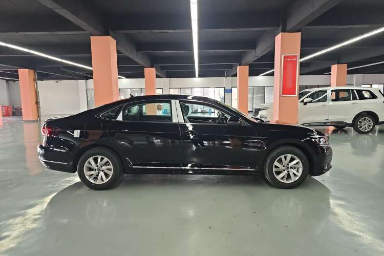 Used Volkswagen Passat 2024 280TSI Business Edition Exterior 5