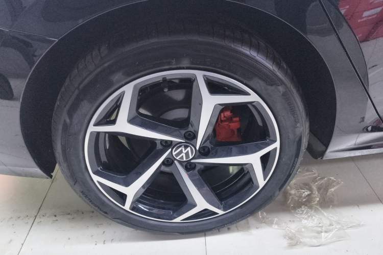 Used Volkswagen Passat 2024 380TSI Starry Dragon Edition Exterior 5