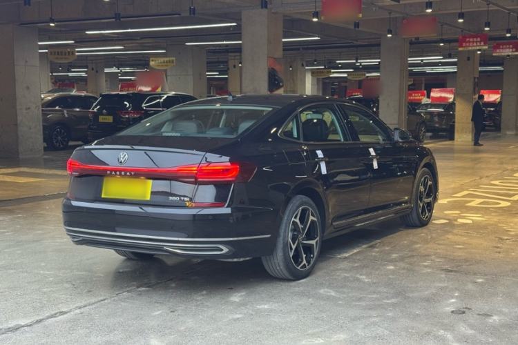 Used Volkswagen Passat 2024 380TSI Starry Luxury Edition