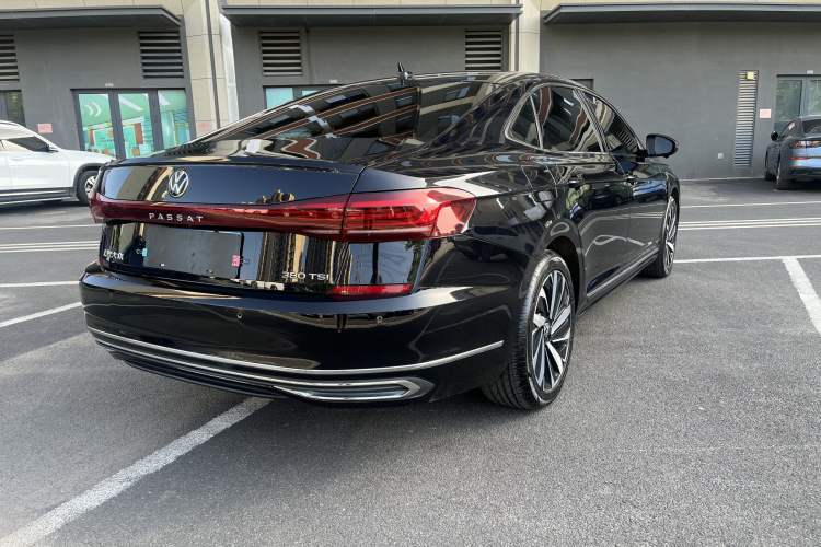 Used Volkswagen Passat 2024 380TSI Dragon Edition Exterior 6