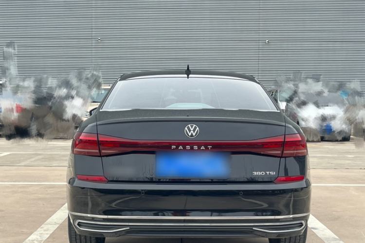 Used Volkswagen Passat 2024 380TSI Dragon Edition Exterior 6
