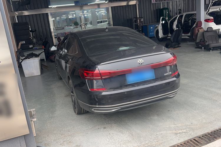 Used Volkswagen Passat 2024 330TSI Starry Elite Edition Exterior 8