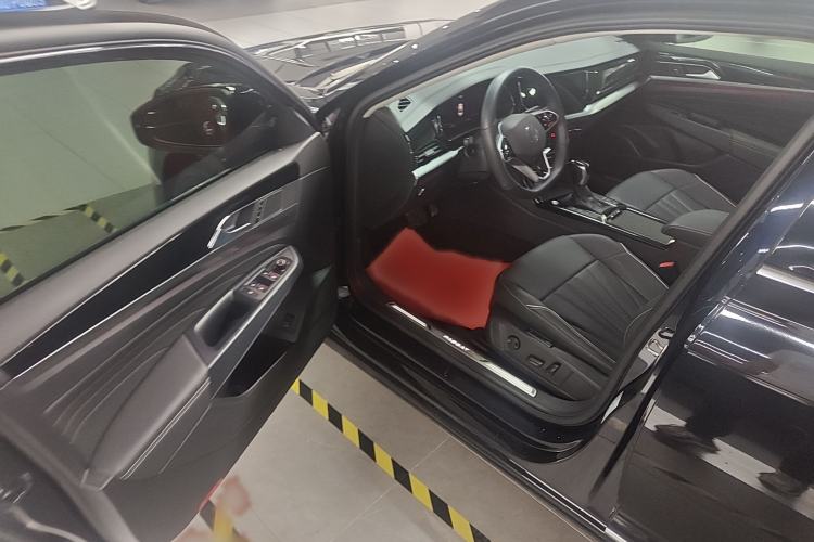 Used Volkswagen Passat 2024 380TSI Starry Luxury Edition Exterior 9