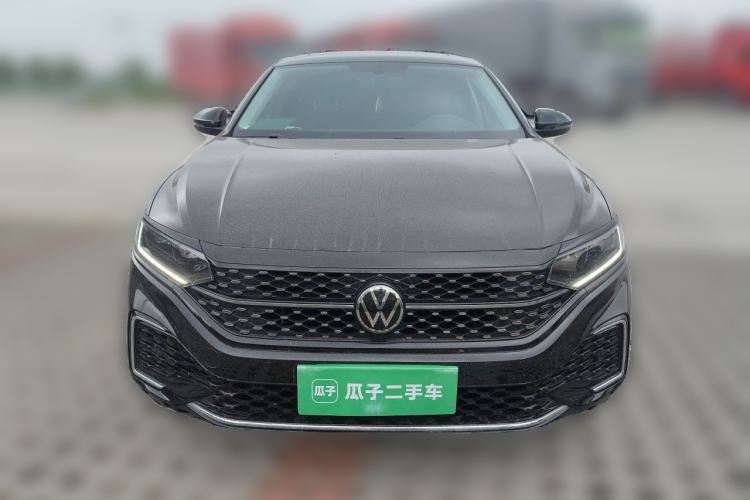 Used Volkswagen Passat 2024 330TSI Starry Elite Edition Front