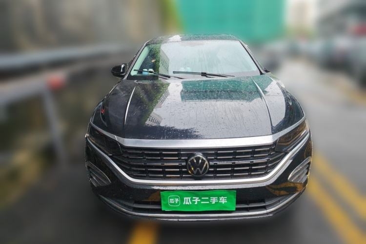 Used Volkswagen Passat 2024 380TSI Dragon Edition Front