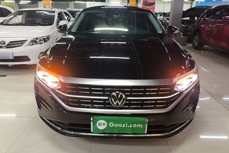 Used Volkswagen Passat 2024 380TSI Luxury Edition Front