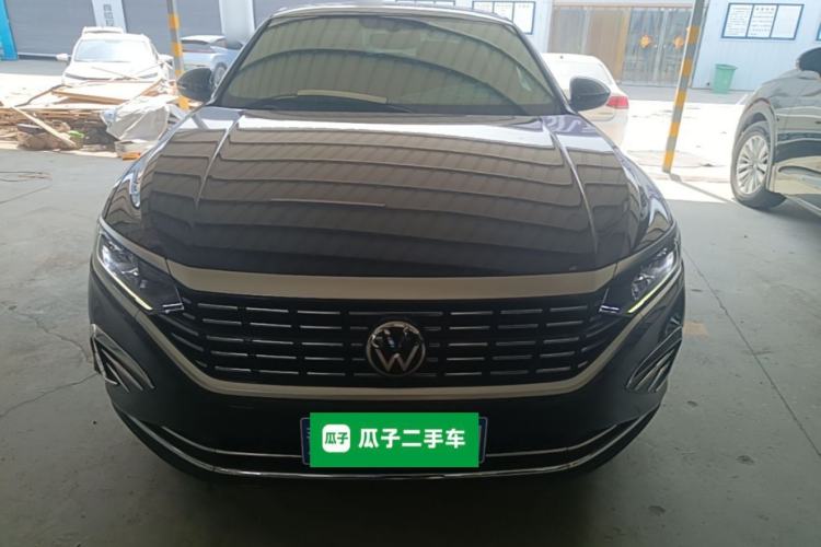 Used Volkswagen Passat 2024 330TSI Elite Edition Front
