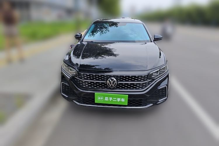 Used Volkswagen Passat 2024 380TSI Starry Dragon Edition Front