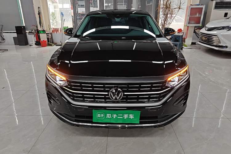 Used Volkswagen Passat 2024 380TSI Dragon Glory Edition Front