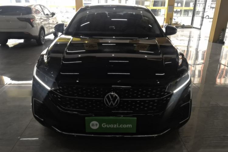Used Volkswagen Passat 2024 380TSI Starry Dragon Edition Front