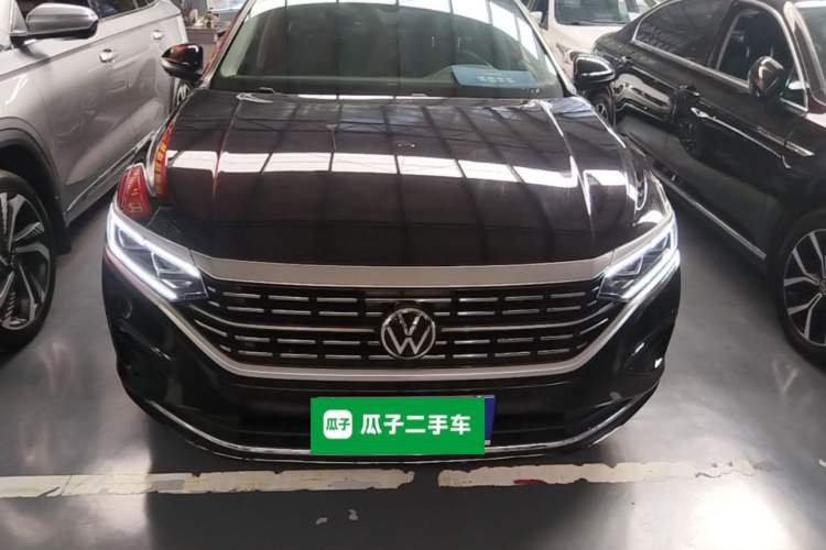 Used Volkswagen Passat 2024 380TSI Luxury Edition Front