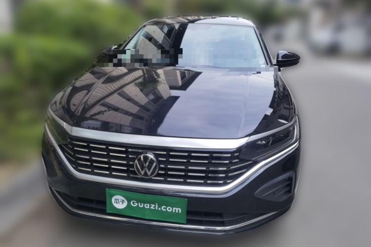 Used Volkswagen Passat 2024 380TSI Dragon Edition Front