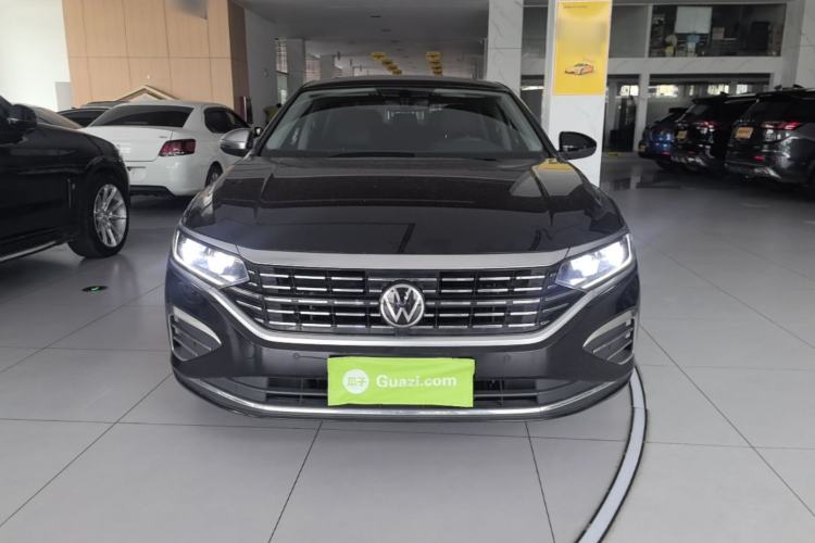 Used Volkswagen Passat 2024 330TSI Elite Edition Front