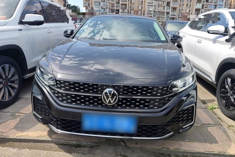 Used Volkswagen Passat 2024 380TSI Starry Dragon Edition Front