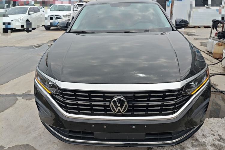 Used Volkswagen Passat 2024 380TSI Dragon Edition Front