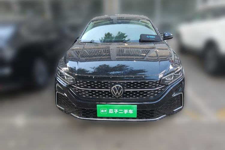 Used Volkswagen Passat 2024 380TSI Dragon Glory Edition Front