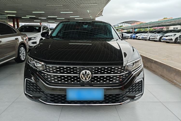 Used Volkswagen Passat 2024 380TSI Starry Dragon Edition Front