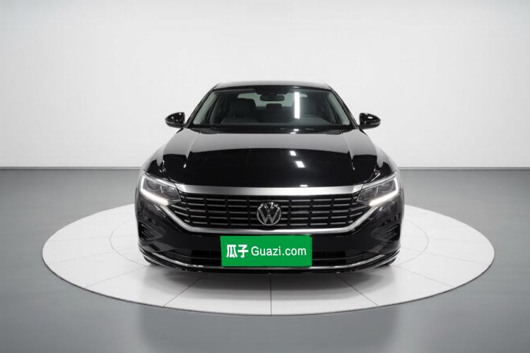 Used Volkswagen Passat 2024 380TSI Dragon Edition Front