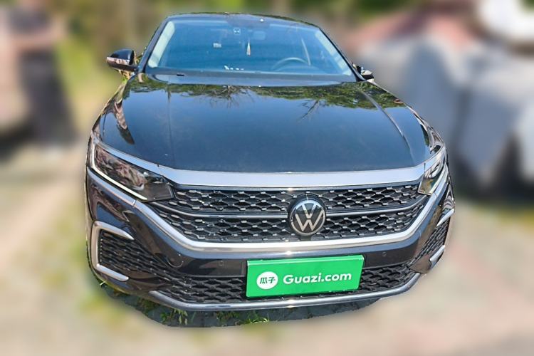 Used Volkswagen Passat 2024 330TSI Starry Elite Edition Front