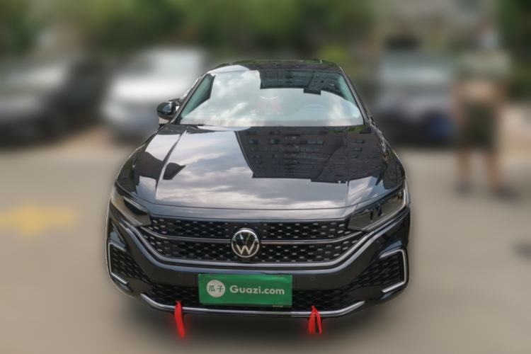 Used Volkswagen Passat 2024 380TSI Starry Dragon Edition Front