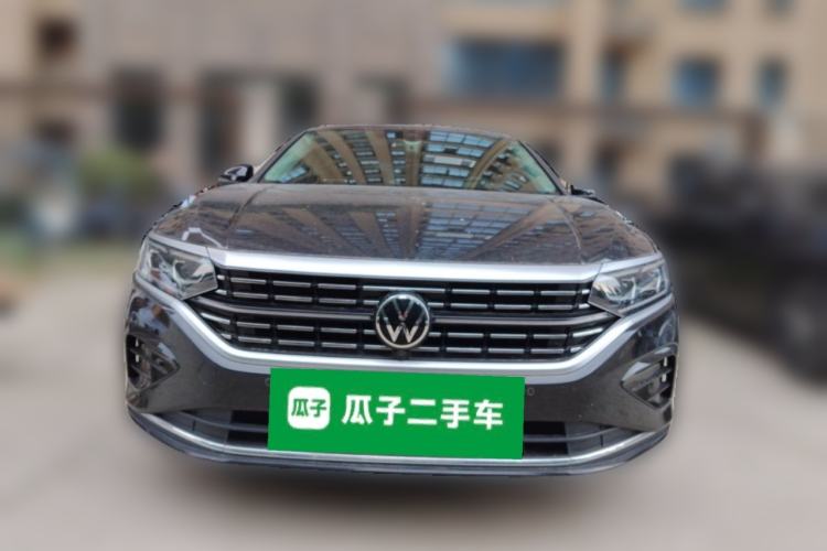 Used Volkswagen Passat 2024 380TSI Luxury Edition Front