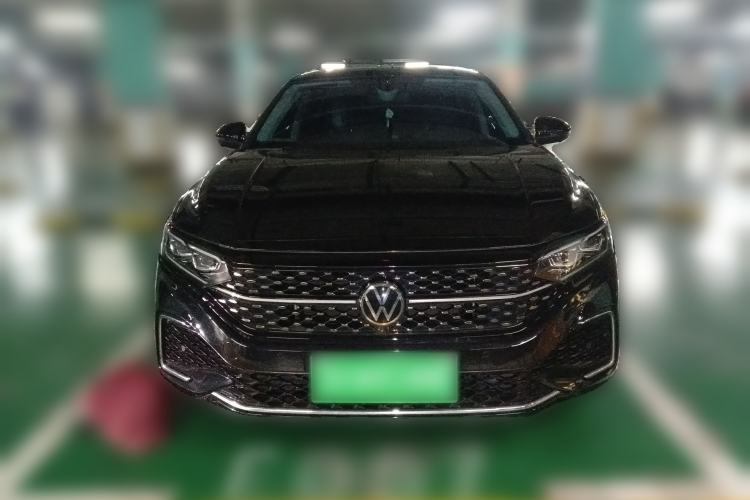 Used Volkswagen Passat 2024 380TSI Starry Luxury Edition Front