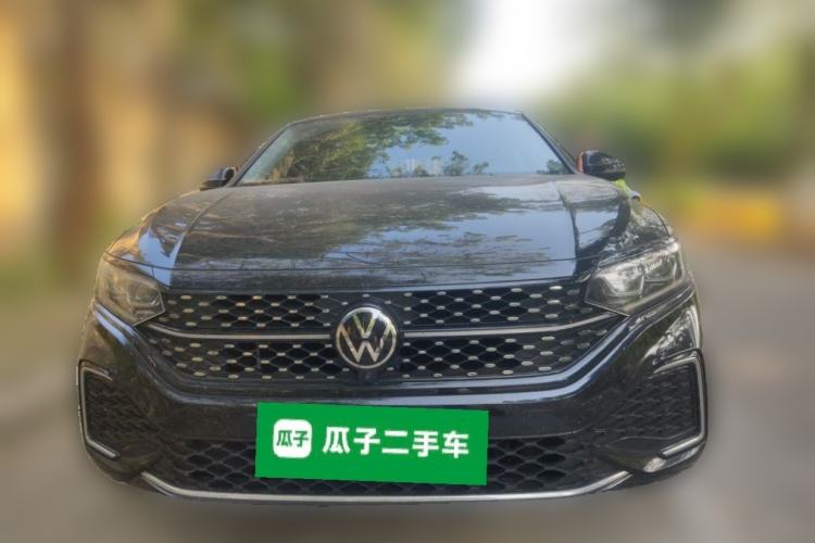 Used Volkswagen Passat 2024 380TSI Starry Luxury Edition Front