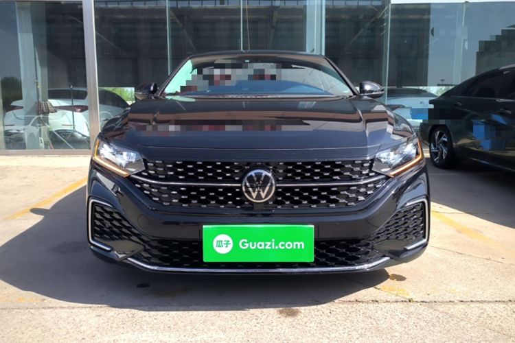 Used Volkswagen Passat 2024 330TSI Starry Elite Edition Front