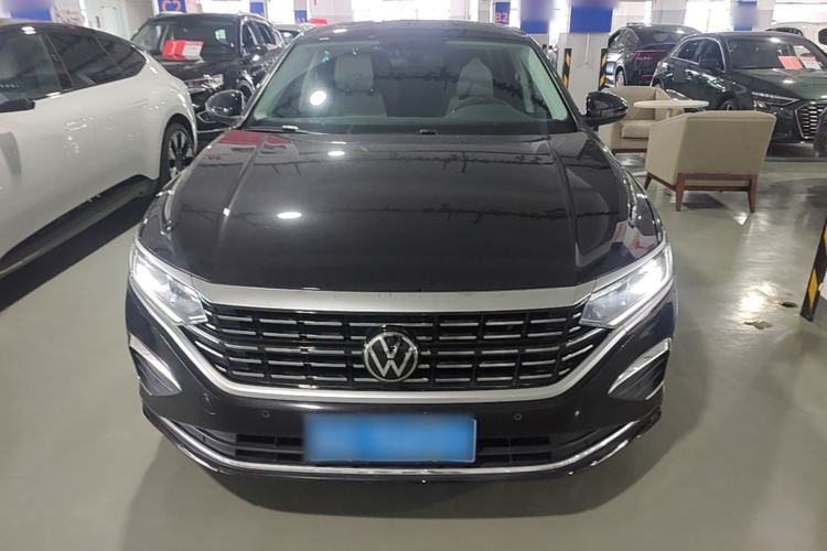 Used Volkswagen Passat 2024 380TSI Dragon Edition Front