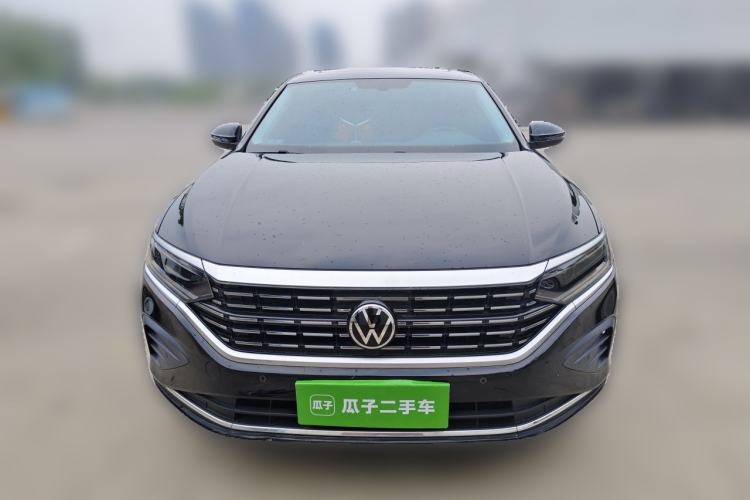 Used Volkswagen Passat 2024 380TSI Dragon Edition Front