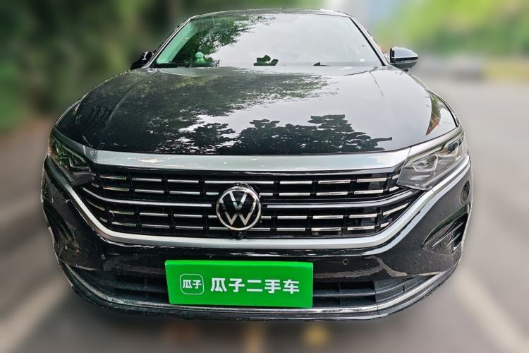 Used Volkswagen Passat 2024 380TSI Luxury Edition Front
