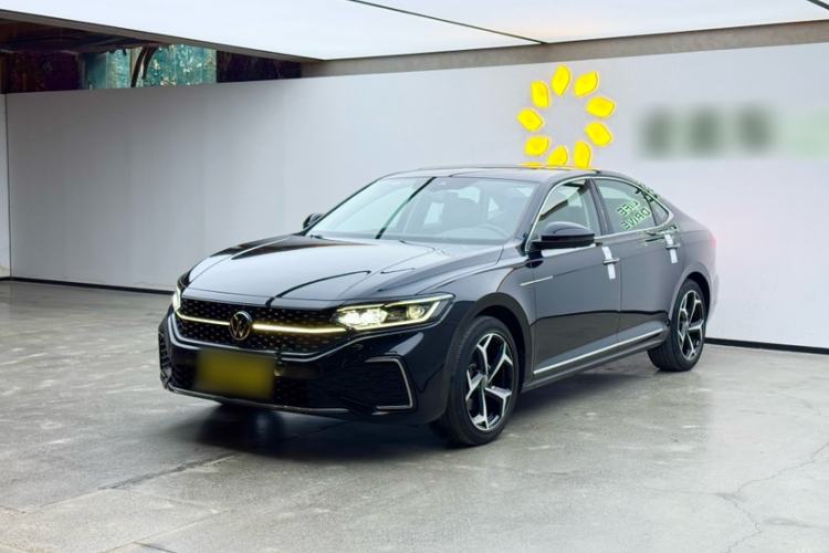 Used Volkswagen Passat 2024 380TSI Starry Luxury Edition