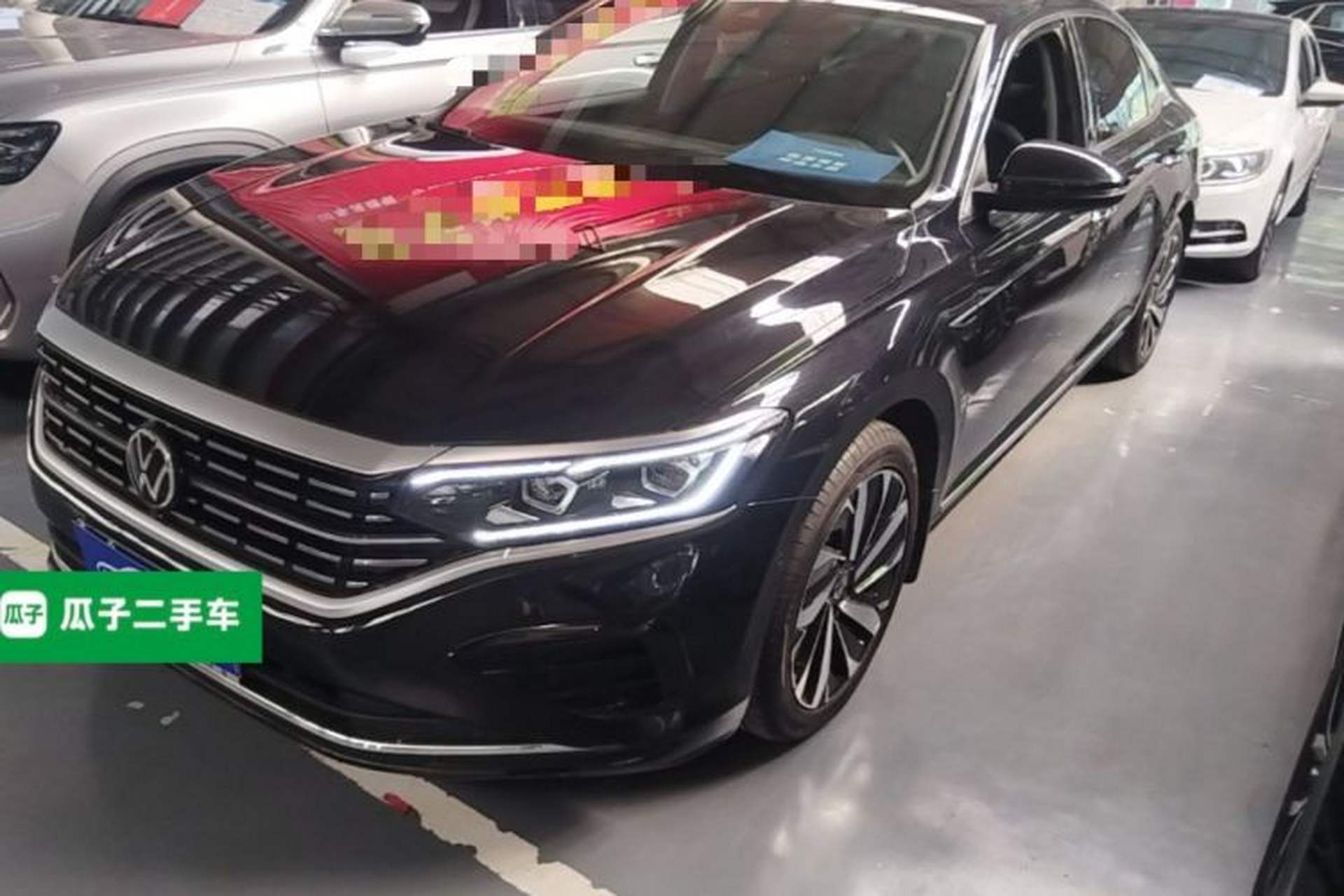 Used Volkswagen Passat 2024 380TSI Luxury Edition Front Left 45 Deg