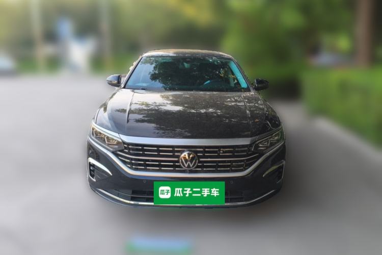 Used Volkswagen Passat 2024 380TSI Luxury Edition Front