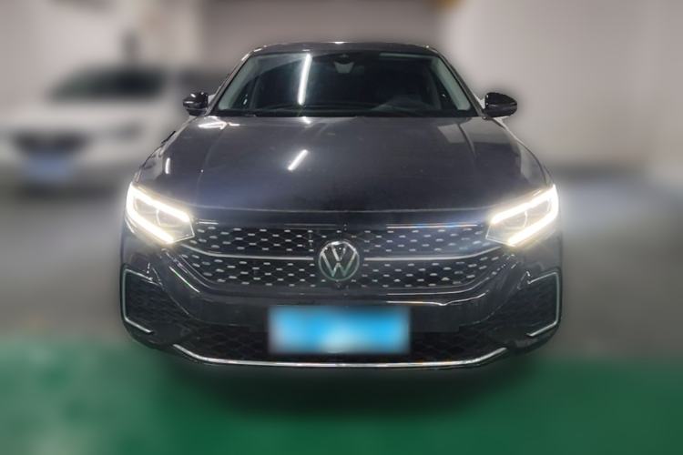 Used Volkswagen Passat 2024 380TSI Starry Dragon Edition Front