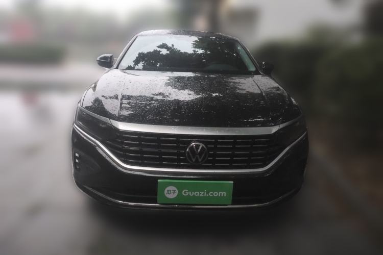 Used Volkswagen Passat 2024 330TSI Elite Edition Front