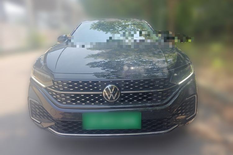 Used Volkswagen Passat 2024 330TSI Starry Elite Edition Front