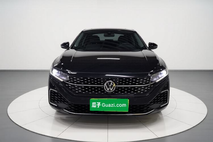 Used Volkswagen Passat 2024 380TSI Starry Dragon Edition Front
