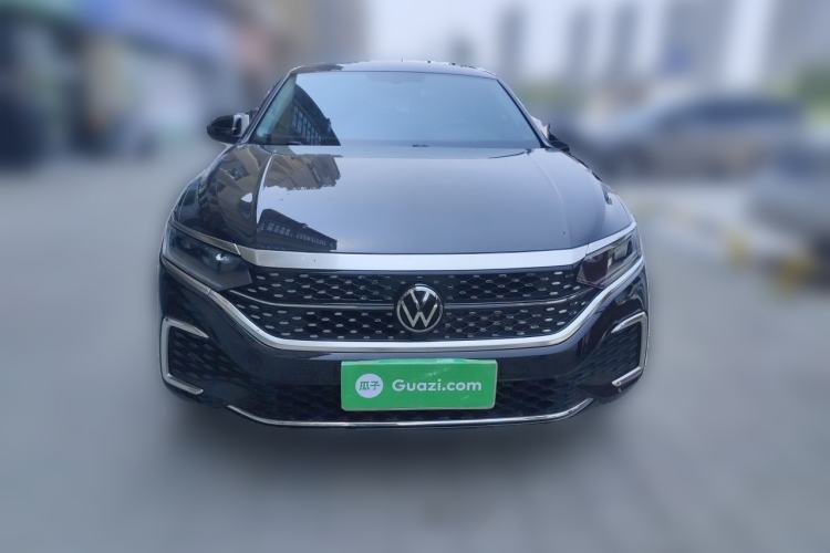 Used Volkswagen Passat 2024 330TSI Starry Elite Edition Front