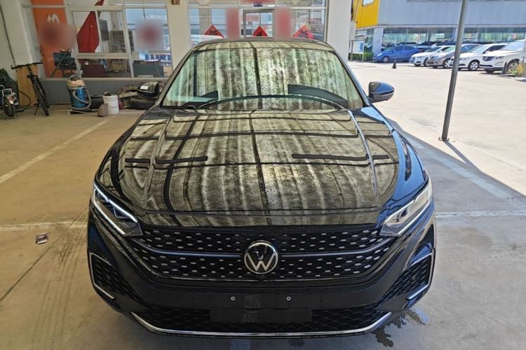 Used Volkswagen Passat 2024 380TSI Starry Dragon Edition Front