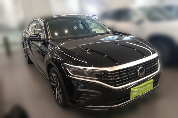 Used Volkswagen Passat 2024 380TSI Elite Edition Front Right 45 Deg