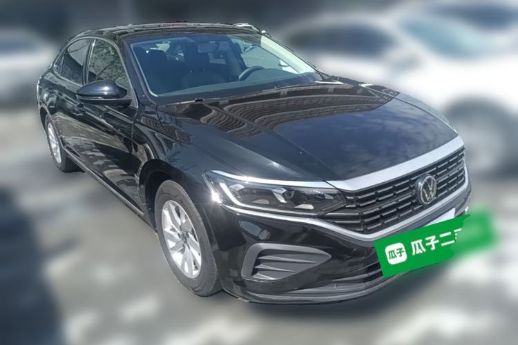 Used Volkswagen Passat 2024 280TSI Business Edition Front Right 45 Deg