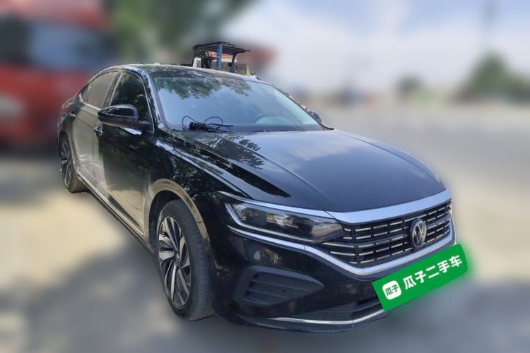 Used Volkswagen Passat 2024 380TSI Elite Edition Front Right 45 Deg