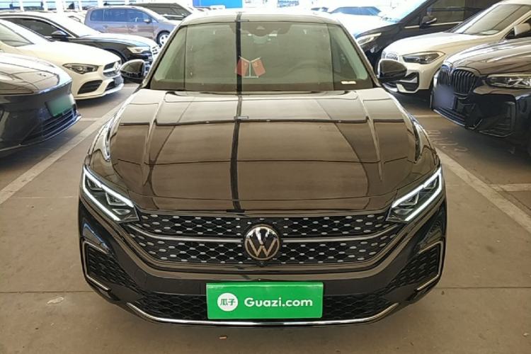 Used Volkswagen Passat 2024 380TSI Starry Luxury Edition Front